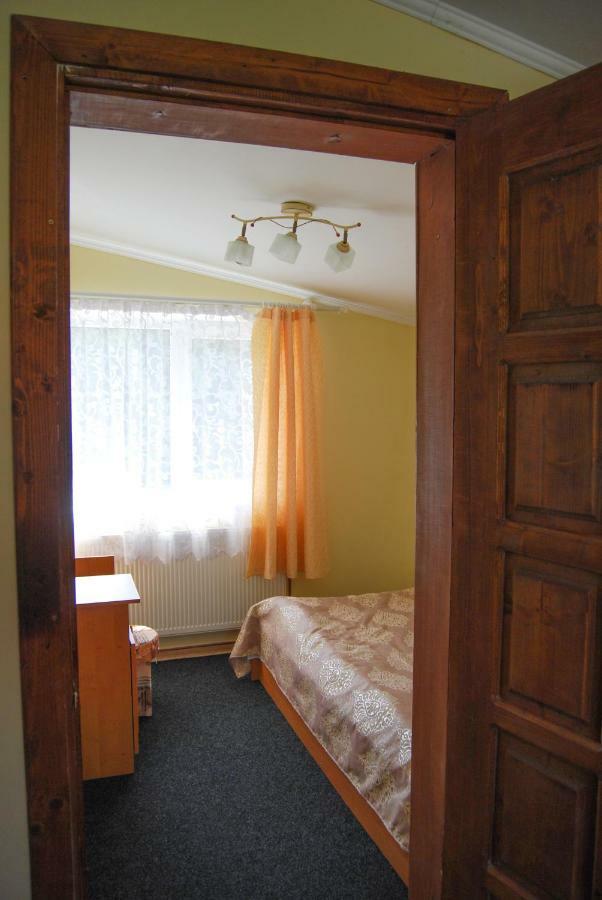 Cheres Hotel Yablunytsya Exterior foto